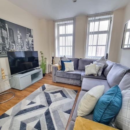 2 Bedroom - City Centre Location - Perfect For Family'S Bradford  Zewnętrze zdjęcie