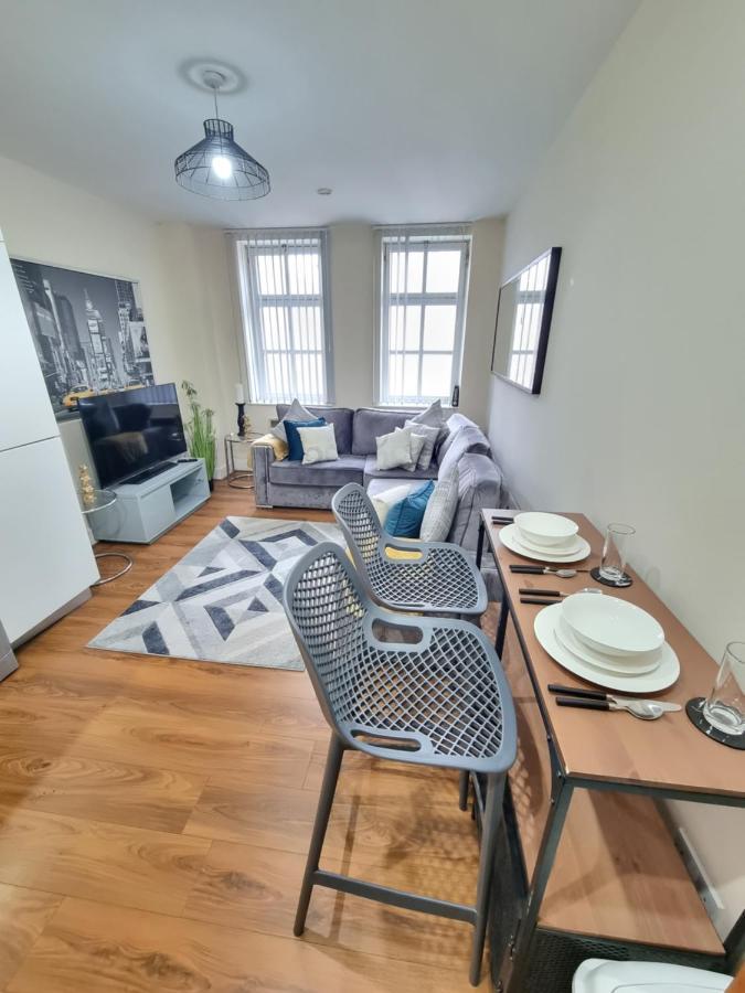 2 Bedroom - City Centre Location - Perfect For Family'S Bradford  Zewnętrze zdjęcie